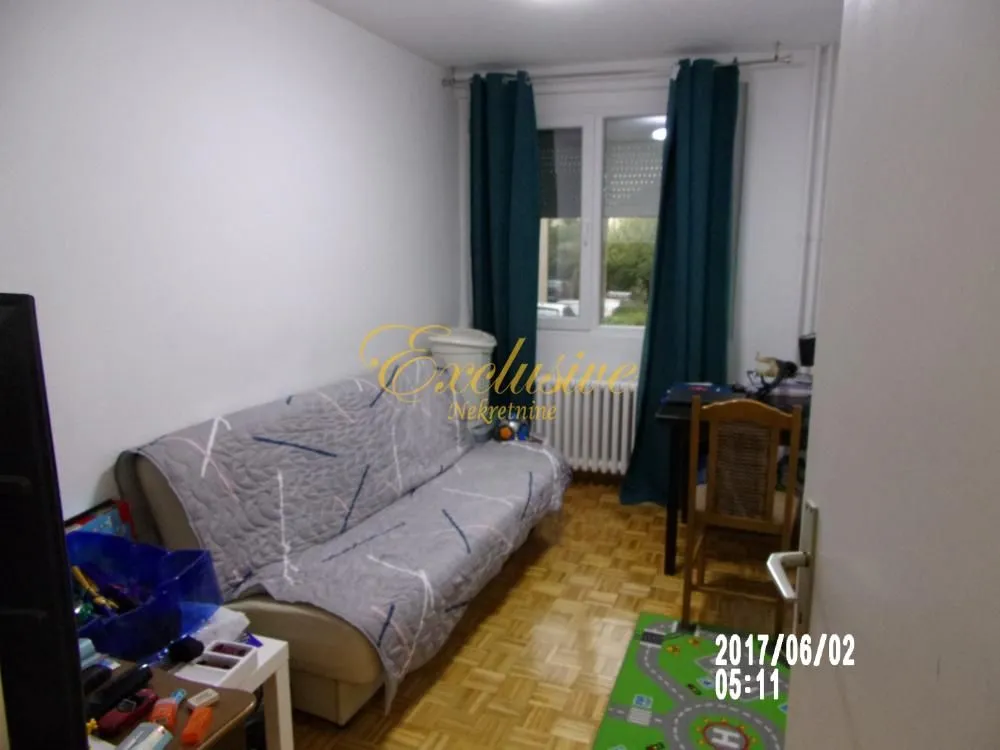 Prodaja, trosoban stan, 72m², Čukarica, Beograd