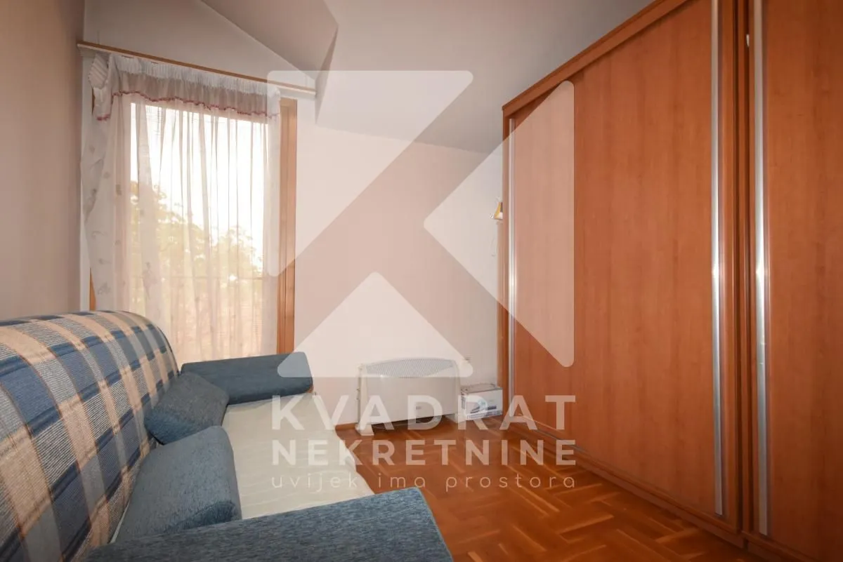 Rent, house, 300m², Ibričevina, Podgorica