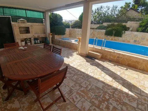 Sale, house, 200m², Bar, Crna Gora - image 11