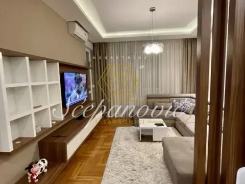 Izdavanje, dvosoban stan, 41m², Centar, Novi Sad - image 9