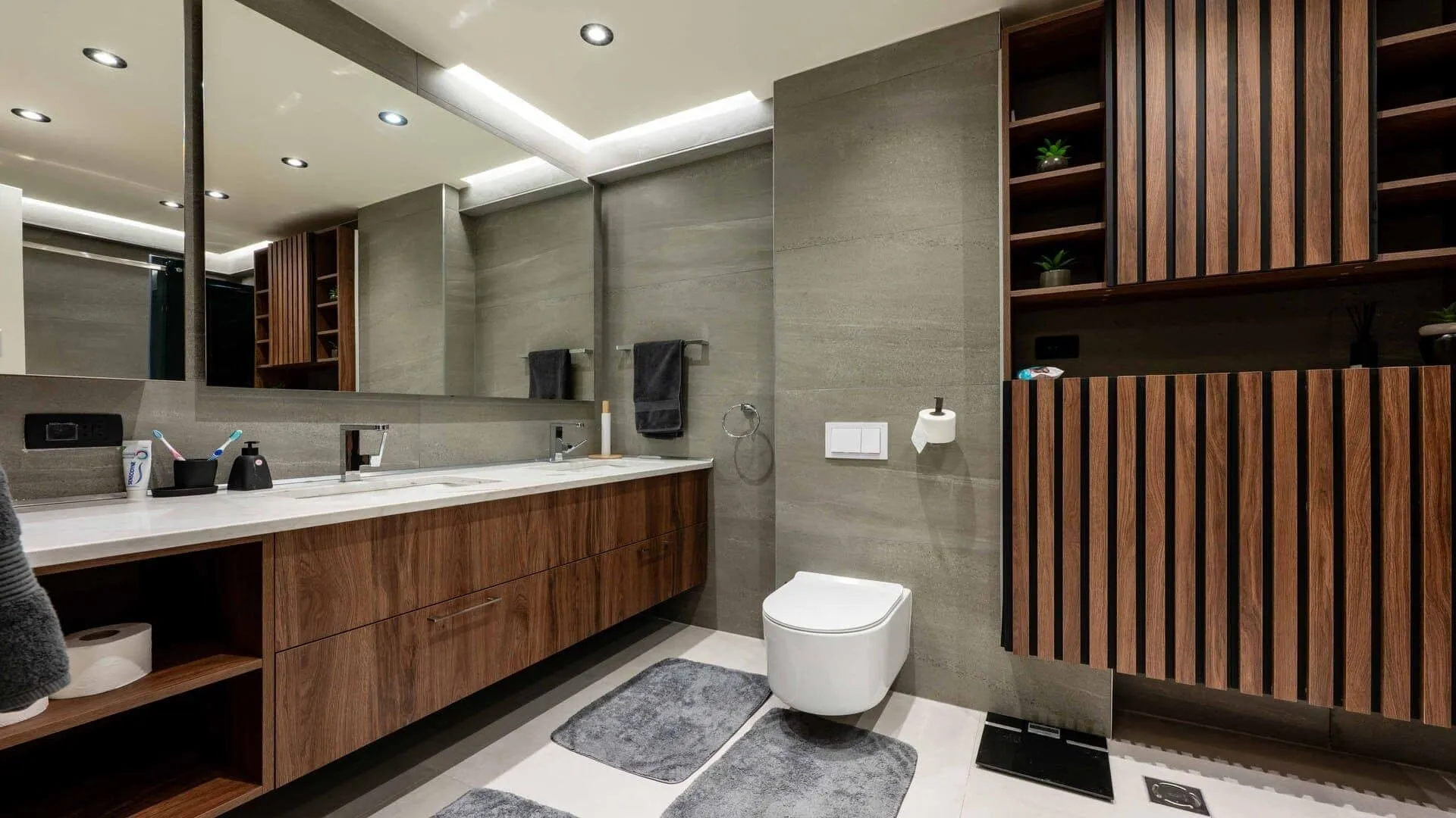 Sale, three bedroom apartment, 125m², Bečići, Budva