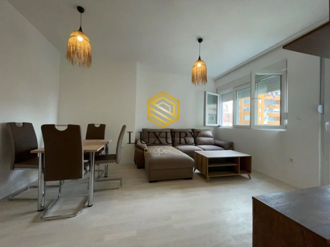 Prodaja, jednosoban stan, 46m², 1 maj, Podgorica