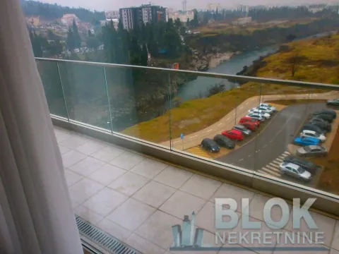 Izdavanje, četvorosoban stan, 150m², Preko Morače, Podgorica - image 2