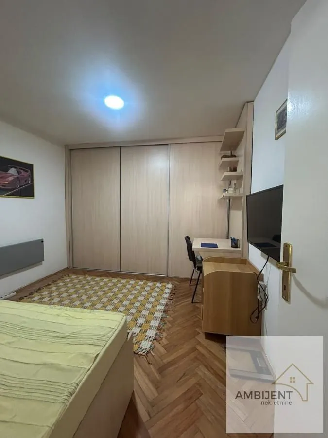 Rent, three bedroom apartment, 68m², Karaburma, Palilula Sve Podlokacije