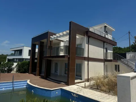 Kuća in Krimovica