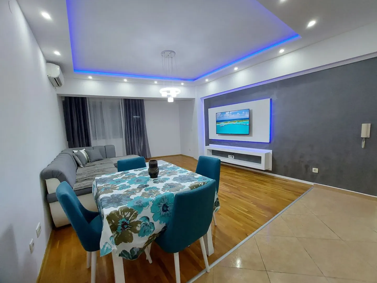 Rent, one bedroom apartment, 52m², Centar, Bar