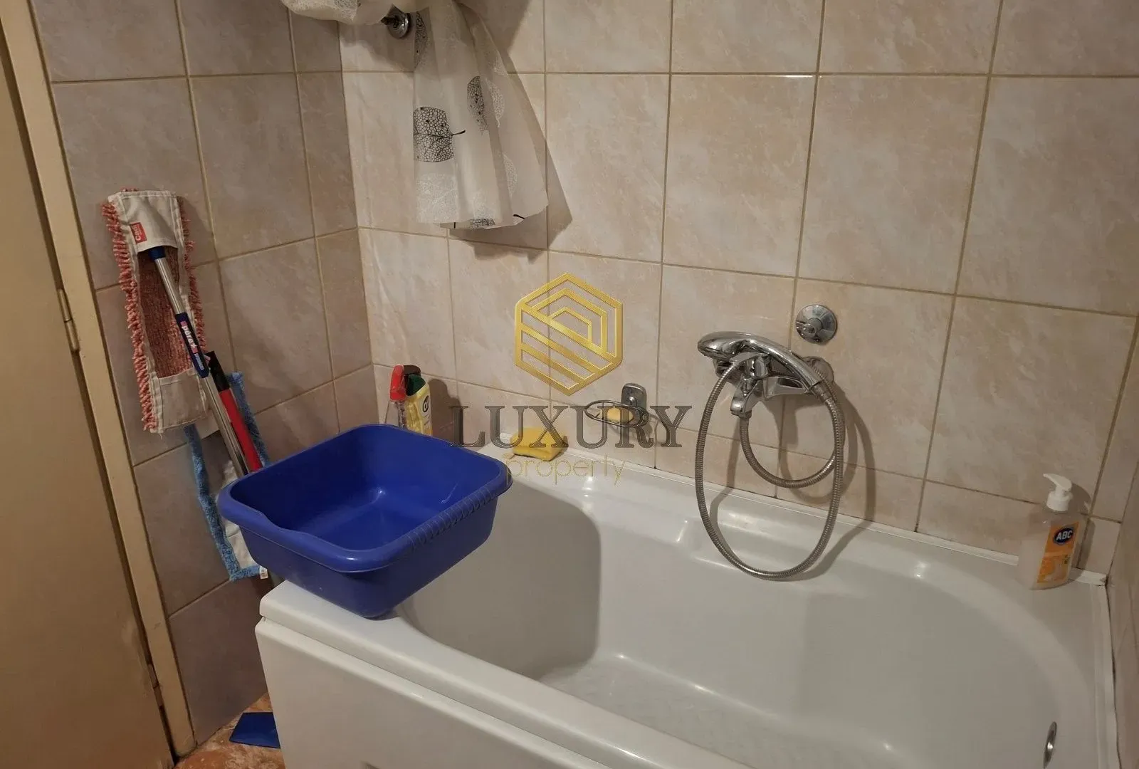 Izdavanje, jednosoban stan, 40m², Preko Morače, Podgorica