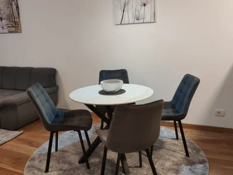 Izdavanje, jednosoban stan, 45m², New City, Podgorica - image 7