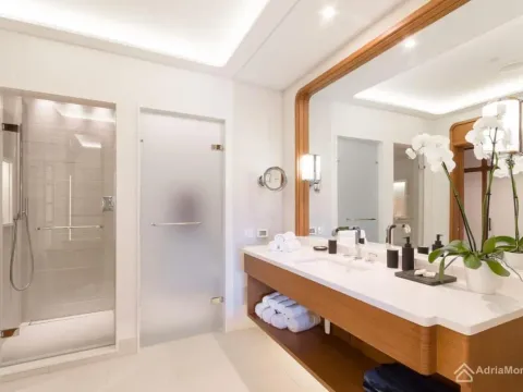 Prodaja, garsonjera, 42m², Porto Montenegro, Tivat - image 3