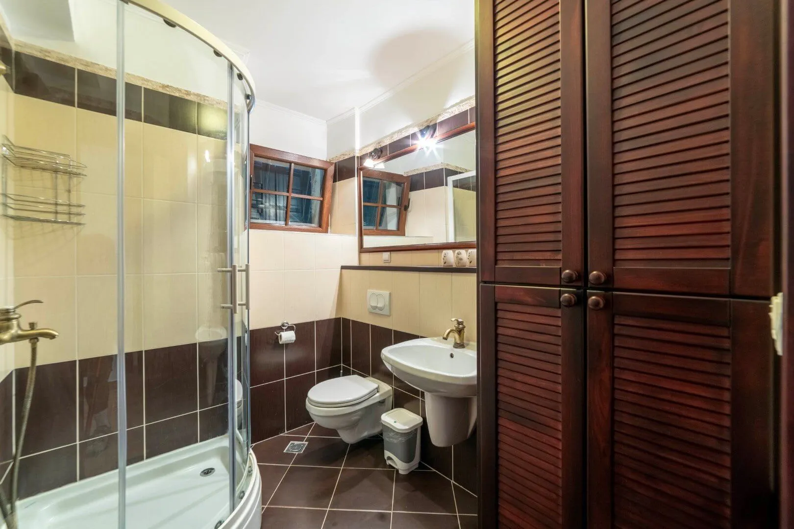 Prodaja, trosoban stan, 112m², Strp, Kotor