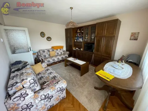 Prodaja, trosoban stan, 71m², Podbara, Novi Sad Sve Podlokacije - image 2