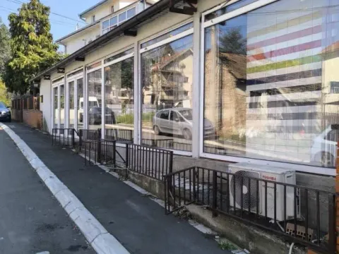 Izdavanje, poslovni prostor, 240m², Čukarica, Beograd - image 7