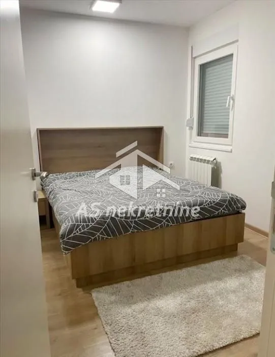 Izdavanje, dvosoban stan, 52m², Lekino Brdo, Voždovac Sve Podlokacije