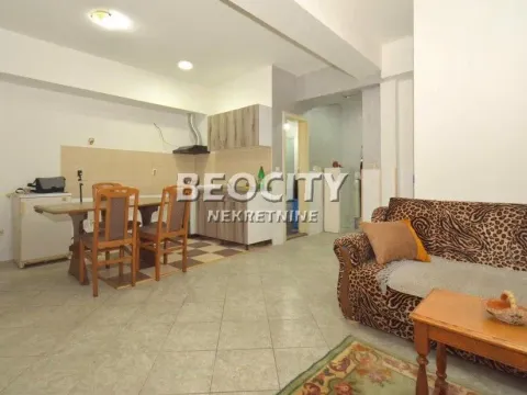 Izdavanje, trosoban stan, 52m², Cvetkova Pijaca, Zvezdara Sve Podlokacije - image 2