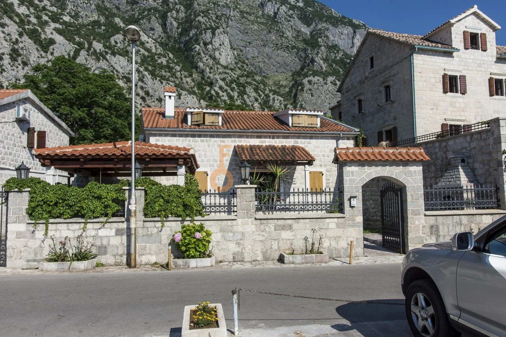 Prodaja, kuća, 170m², Kotor, Crna Gora