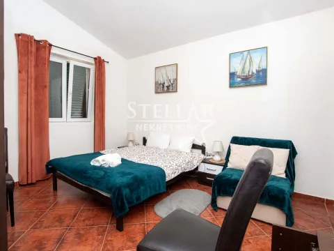 Rent, house, 200m², Budva, Crna Gora - image 19