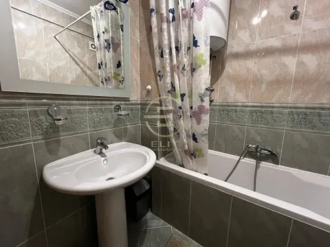 Izdavanje, trosoban stan, 85m², Sajmište, Novi Sad - image 16