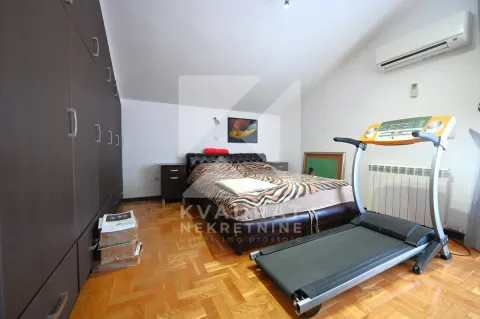 Prodaja, kuća, 387m², Donji Kokoti, Podgorica - image 16