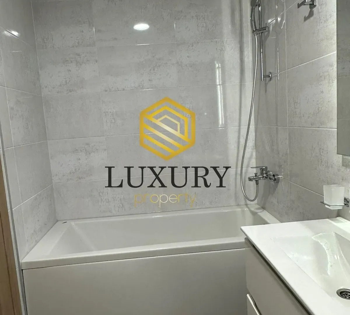 Rent, one bedroom apartment, 72m², Master Kvart, Podgorica
