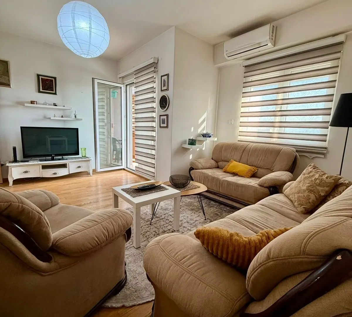 Rent, one bedroom apartment, 50m², Pobrežje, Podgorica