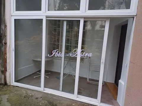 Rent, two bedroom apartment, 45m², Vračar Hram, Vračar Sve Podlokacije - image 12