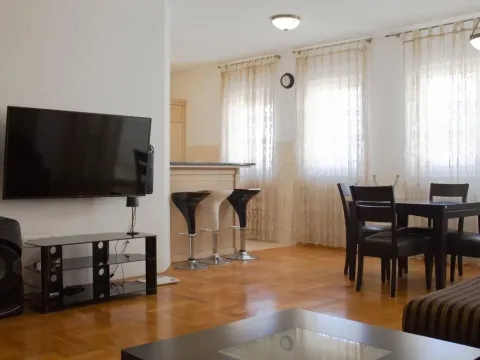Sale, two bedroom apartment, 100m², Bar, Crna Gora - image 1