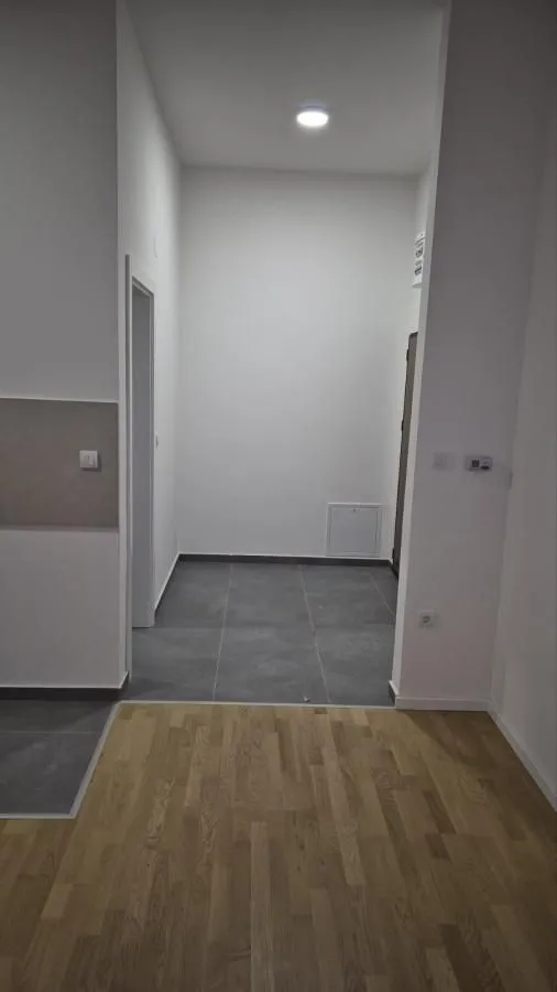 Prodaja, jednosoban stan, 31m², Grbavica, Novi Sad Sve Podlokacije