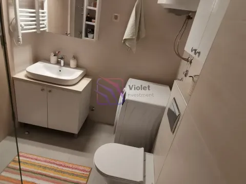 Izdavanje, jednosoban stan, 50m², Blok 9, Podgorica - image 10