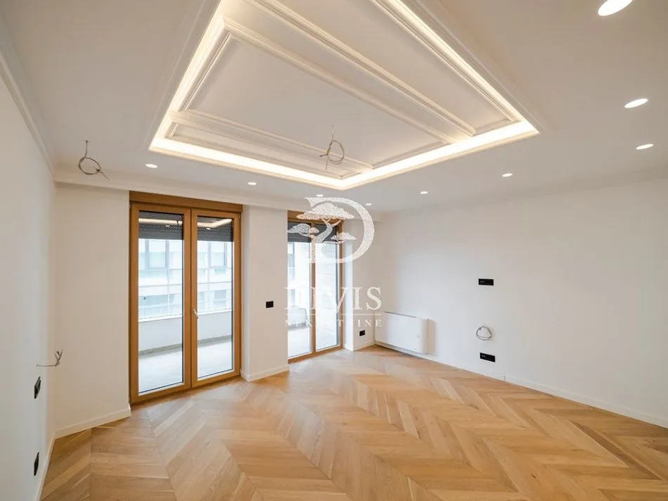 Sale, three bedroom apartment, 189m², Vračar Hram, Vračar Sve Podlokacije