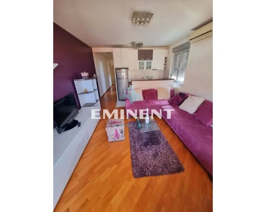 Rent, two bedroom apartment, 40m², Lekino Brdo, Voždovac Sve Podlokacije