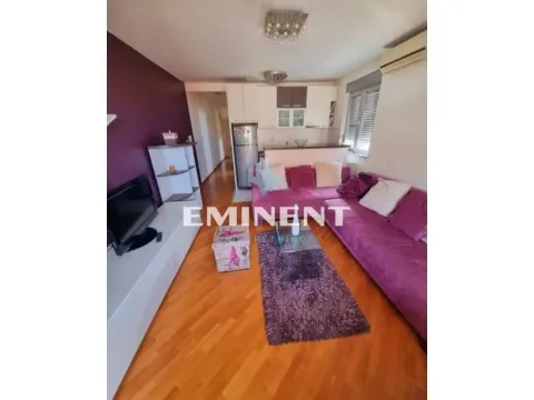 Izdavanje, dvosoban stan, 40m², Lekino Brdo, Voždovac Sve Podlokacije - image 1