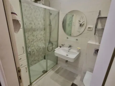 Izdavanje, jednosoban stan, 50m², Central Point, Podgorica - image 7