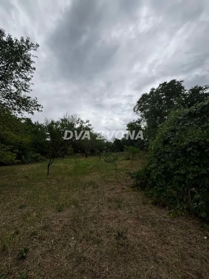 Prodaja, plac, 1100m², Čortanovci, Inđija
