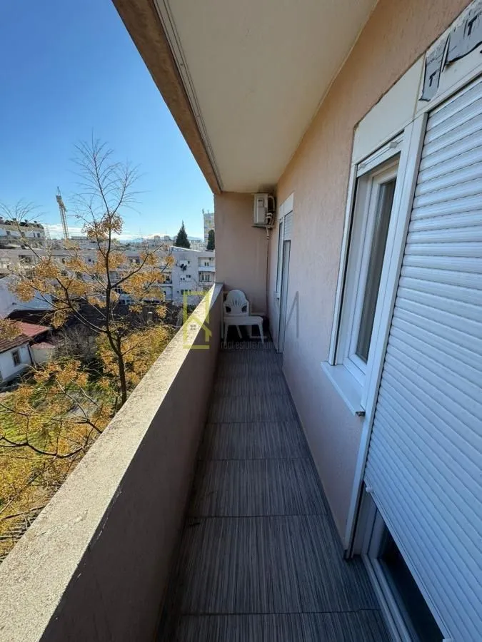 Prodaja, jednosoban stan, 49m², Centar, Podgorica
