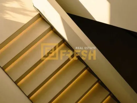 Izdavanje, kuća, 260m², Gornja Gorica, Podgorica - image 12