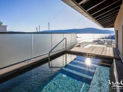 Prodaja, trosoban stan, 381m², Tivat, Crna Gora - image 18