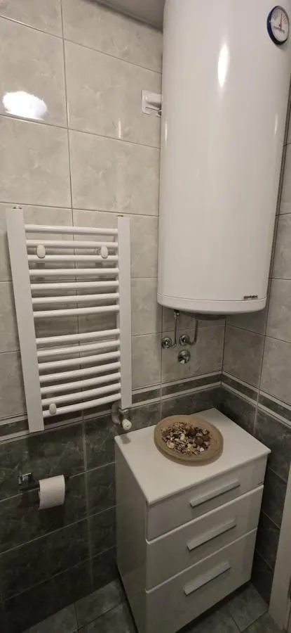 Prodaja, trosoban stan, 63m², Nova Detelinara, Novi Sad Sve Podlokacije