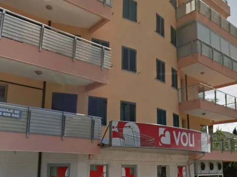 Izdavanje, dvosoban stan, 95m², Gorica C, Podgorica - image 1