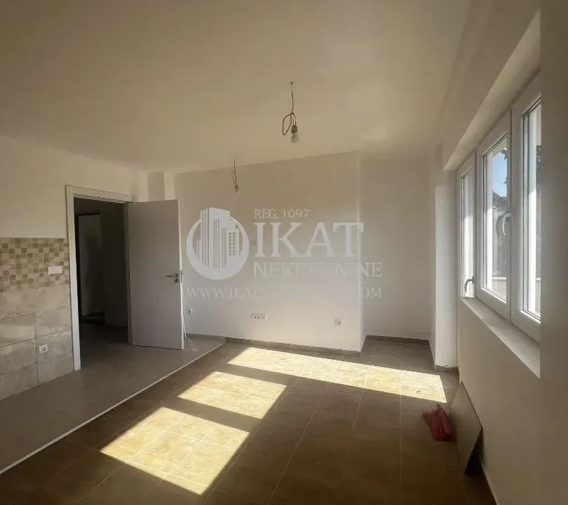 Prodaja, trosoban stan, 56m², Boleč, Grocka