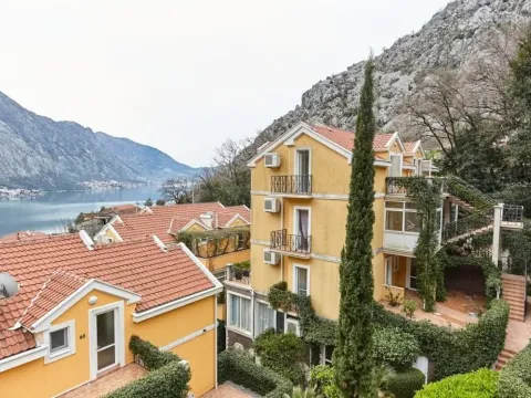 Prodaja, jednosoban stan, 63m², Orahovac, Kotor - image 17