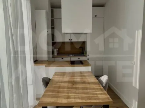 Izdavanje, jednosoban stan, 38m², Tivat, Crna Gora - image 4