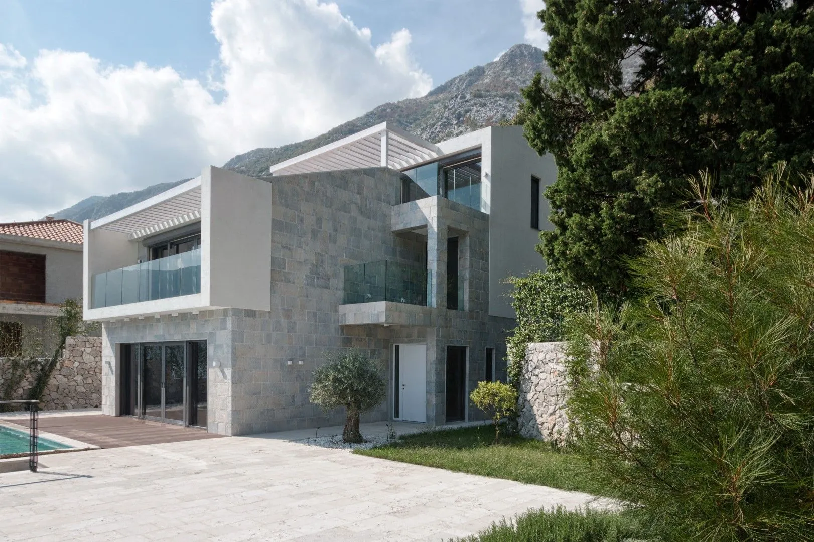 Sale, house, 669m², Strp, Kotor
