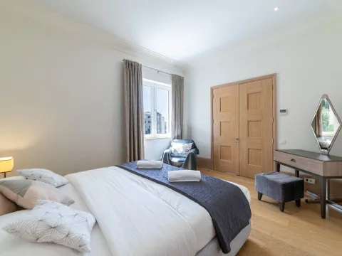 Rent, two bedroom apartment, 131m², Porto Montenegro, Tivat - image 15