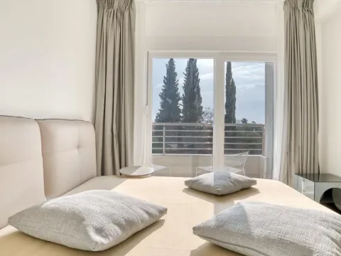 Prodaja, dvosoban stan, 60m², Budva, Crna Gora