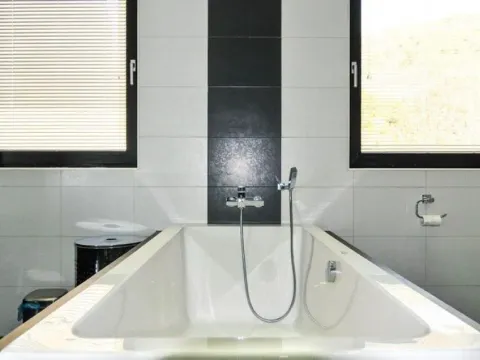 Prodaja, kuća, 390m², Tivat, Crna Gora - image 3