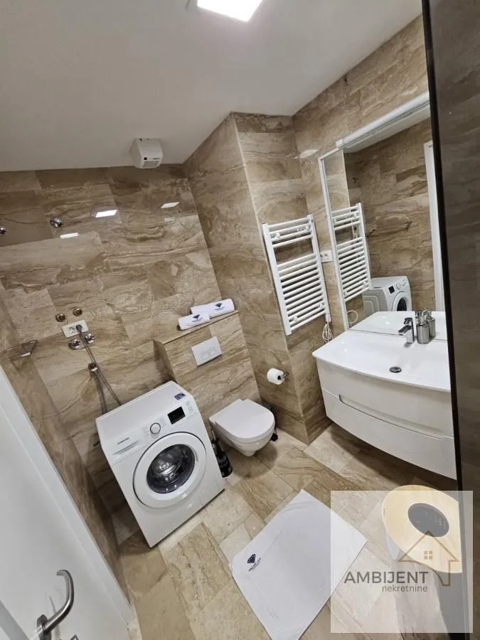 Prodaja, trosoban stan, 104m², Budva, Crna Gora