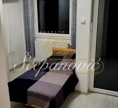 Izdavanje, stan, 57m², Centar, Novi Sad - image 2