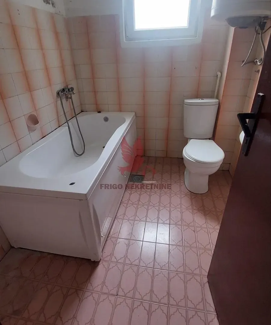 Sale, house, 214m², Mladenovac, Beograd