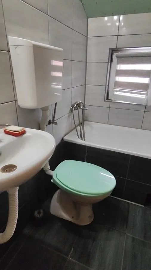 Prodaja, dvosoban stan, 72m², Levač, Jagodina