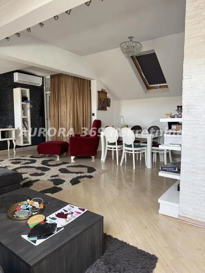 Sale, four bedroom apartment, 130m², Ruma, Srbija